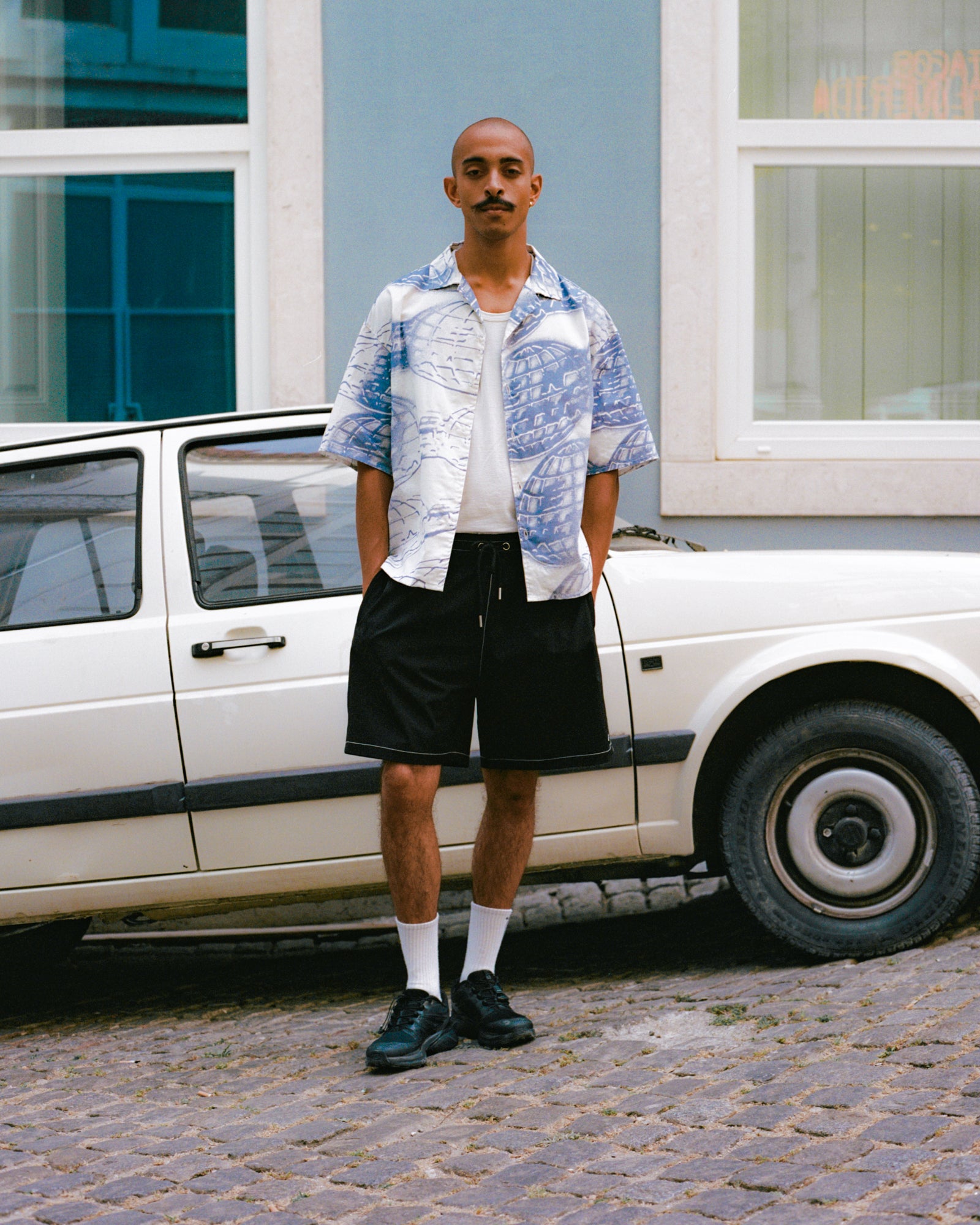 Domino Shorts (Black)